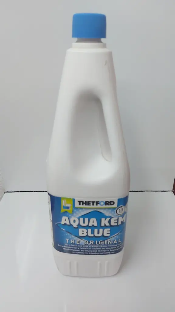 AQUA KEM BLUE 2L